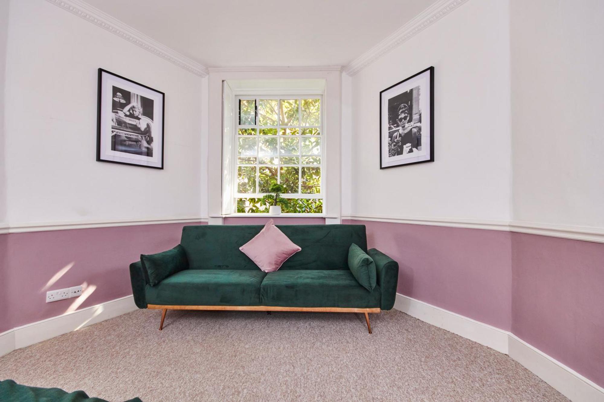 Beautiful 2Bedroom 4 Actual Beds House With Wifi By Purestay Bath Exterior photo