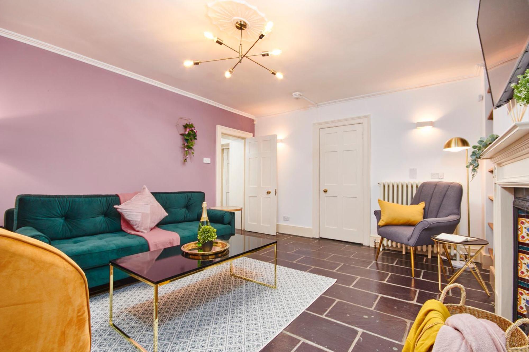 Beautiful 2Bedroom 4 Actual Beds House With Wifi By Purestay Bath Exterior photo